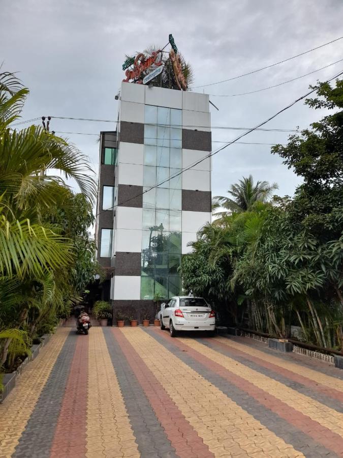 Hotel Shalimar Executive, Uran Islampur Peth  Exterior photo